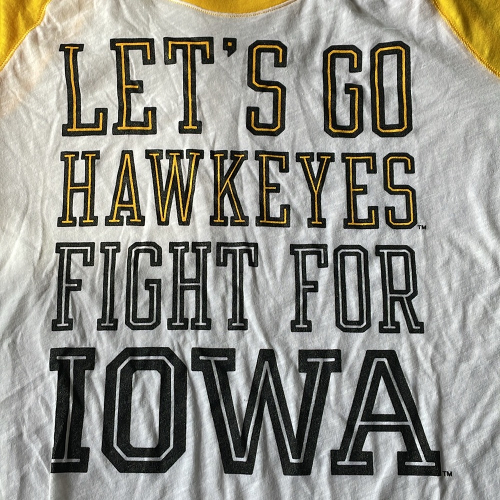 Iowa Hawkeyes football shirt NWT size large Victoria Secret Pink - Picture 7 of 10
